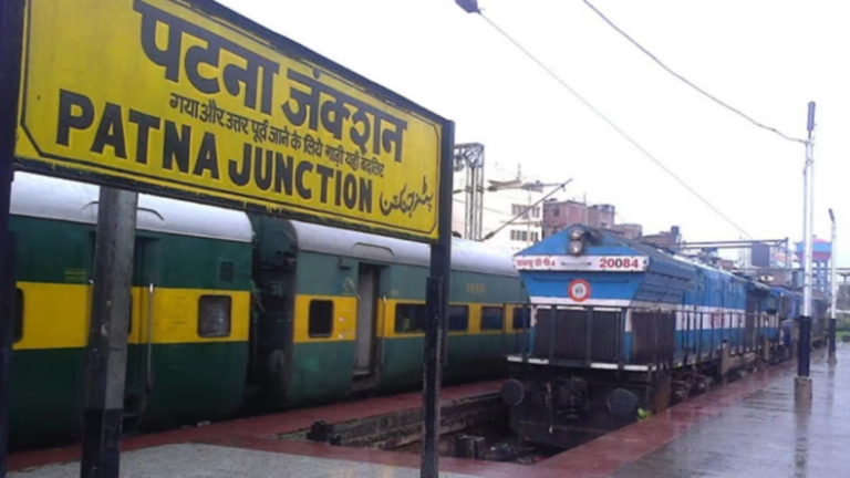 Bihar News: Vasco-da-Gama train passes over young man at Patna railway station, life narrowly saved