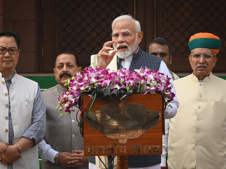 अब संस्कृत और मैथिली में भी पढ़ सकेंगे भारत का संविधान, राष्ट्रपति समेत इन नेताओं ने किया विमोचन