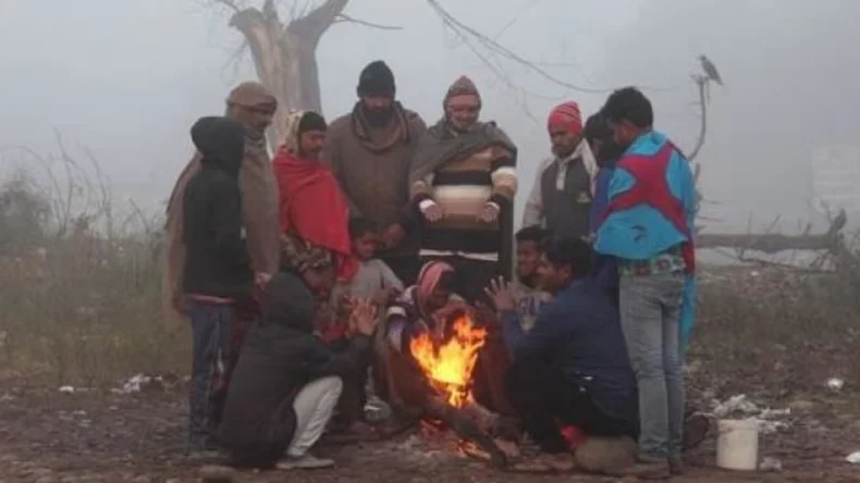 Bihar Weather: बिहार में आएगी ठिठुरन वाली ठंड, चक्रवाती तूफान से घटेगा तापमान