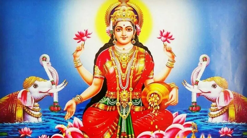 शुक्रवार को करें ये खास उपाय, मां लक्ष्मी की होगी विशेष कृपा