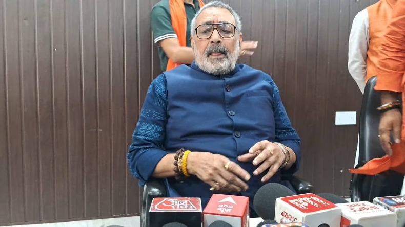 जाति जनगणना पर गरमाई सियासत, गिरिराज सिंह का लालू यादव और कांग्रेस पर तीखा हमला
